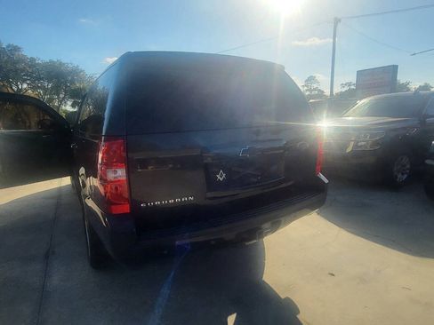 Used 2012 Chevrolet Suburban LT RWD image 28