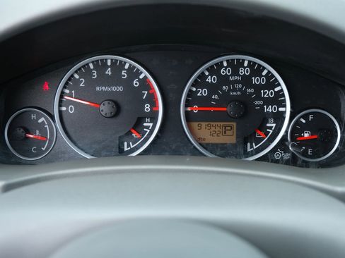 Used 2019 Nissan Frontier SL image 38