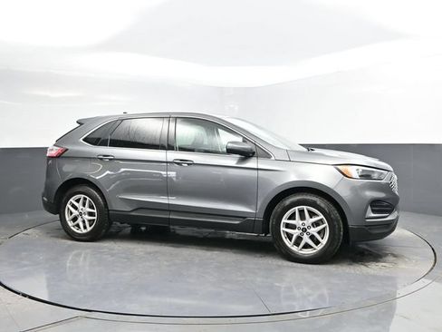 Used 2024 Ford Edge SEL AWD/4WD image 5