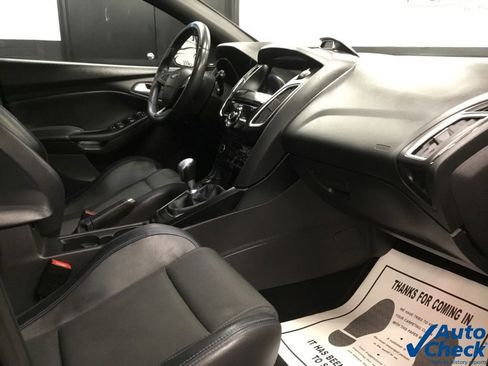 Used 2016 Ford Focus RS image 35
