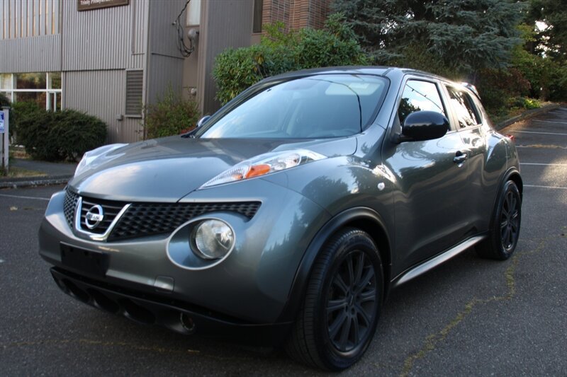 Used 2013 Nissan Juke SL w/ Midnight Edition AWD/4WD image 1