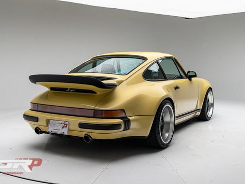 Used 1989 Porsche 911 Carrera 4 AWD/4WD image 3