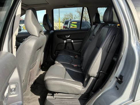 Used 2011 Volvo XC90 3.2 image 4