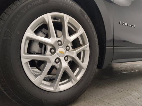 Used 2022 Chevrolet Equinox LT w/ Driver Convenience Package image 31