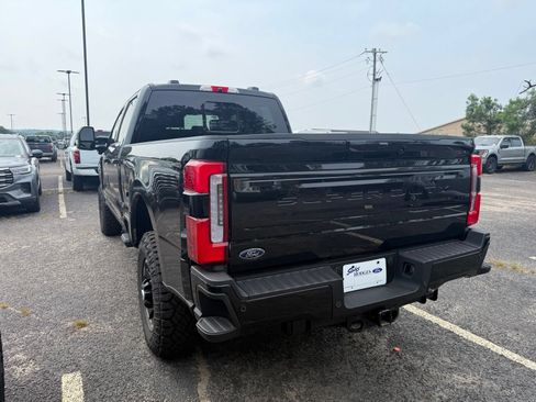 Used 2026 Ford F250 Platinum w/ Tremor Off-Road Package AWD/4WD image 5