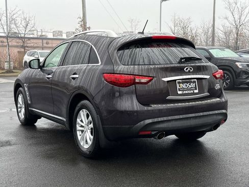 Used 2017 INFINITI QX70 AWD w/ Premium Package image 5