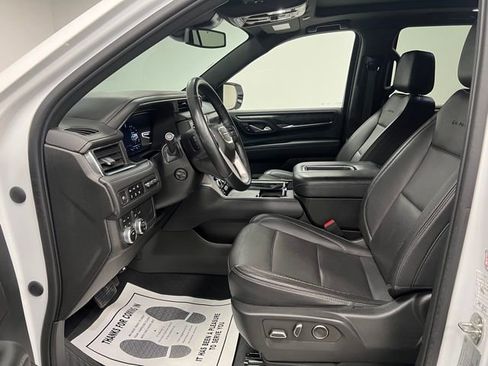 Used 2023 GMC Yukon Denali AWD/4WD image 19