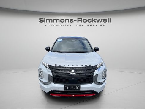 Used 2024 Mitsubishi Outlander Ralliart AWD/4WD image 8
