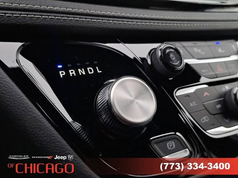 New 2026 Chrysler Pacifica Select image 36