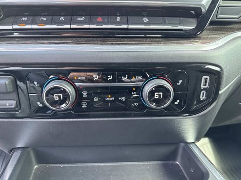 Used 2026 Chevrolet Silverado 1500 LT Trail Boss w/ LT Trail Boss Premium Package AWD/4WD image 28
