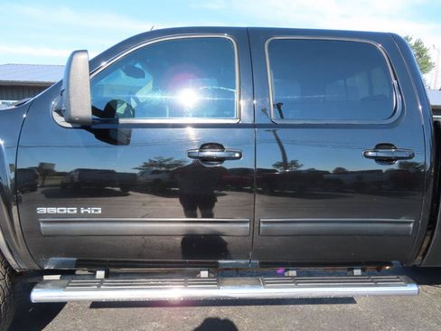 Used 2014 Chevrolet Silverado 3500 LTZ w/ LTZ Plus Package AWD/4WD image 12