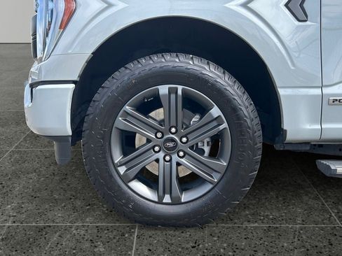 Used 2023 Ford F150 Lariat w/ Equipment Group 502A High AWD/4WD image 4