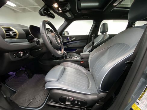 Used 2024 MINI Cooper Clubman S w/ MINI Untold Edition AWD/4WD image 17