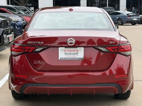 Used 2022 Nissan Sentra SV w/ All-Weather Package FWD image 5