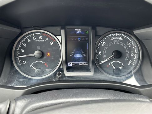 Used 2023 Toyota Tacoma TRD Off-Road image 19