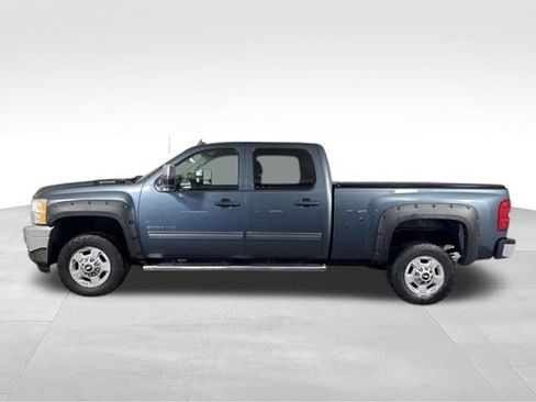 Used 2012 Chevrolet Silverado 2500 LT w/ Interior Plus Package AWD/4WD image 7