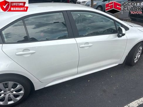 Used 2026 Toyota Corolla LE FWD image 1