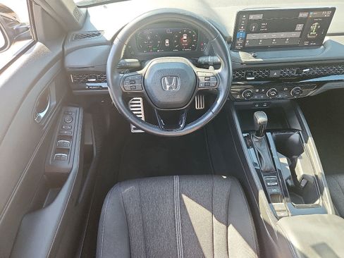 Used 2023 Honda Accord Sport image 12