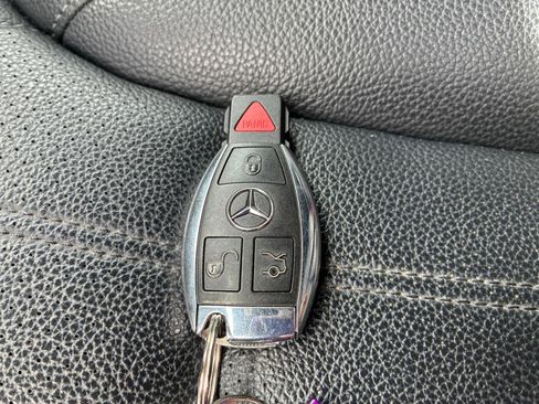 Used 2018 Mercedes-Benz GLE 350 image 35