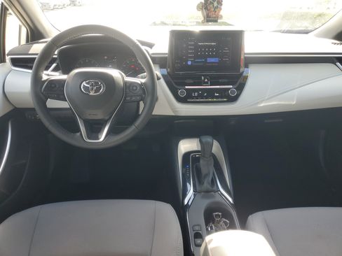 Used 2024 Toyota Corolla SE image 10