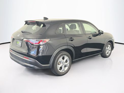 Used 2024 Honda HR-V LX image 9