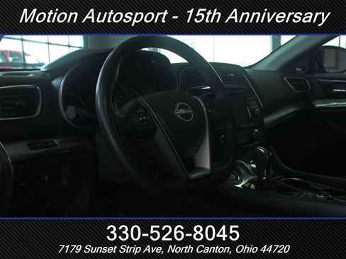 Used 2023 Nissan Maxima SL FWD image 15