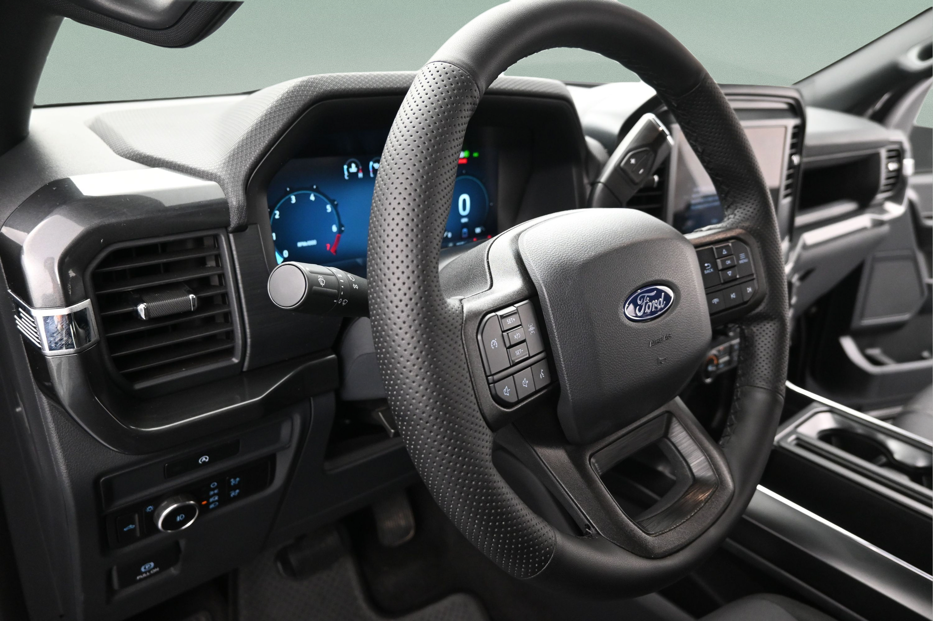 Used 2025 Ford F150 STX w/ Equipment Group 200A RWD image 12