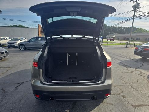 Used 2020 Jaguar F-PACE Prestige AWD/4WD image 16