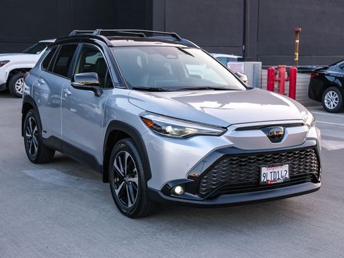 Certified 2024 Toyota Corolla Cross AWD Hybrid w/ Convenience Package image 3