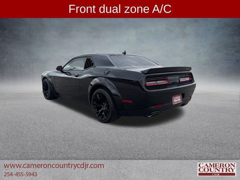 Used 2023 Dodge Challenger R/T Scat Pack image 5