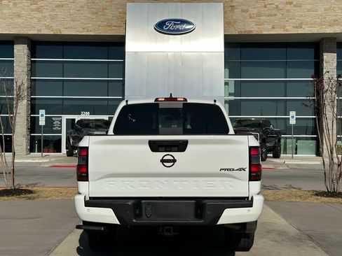 Used 2023 Nissan Frontier PRO-4X w/ Technology Package image 25