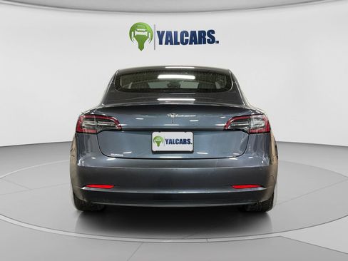Used 2020 Tesla Model 3 Standard Range RWD image 4
