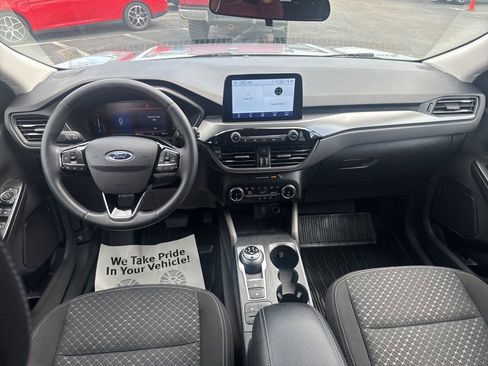 Used 2023 Ford Escape Active AWD/4WD image 23