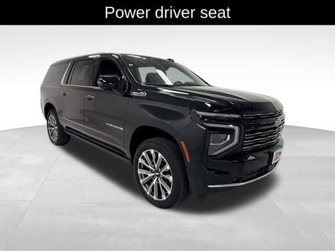 Certified 2025 Chevrolet Suburban High Country image 8