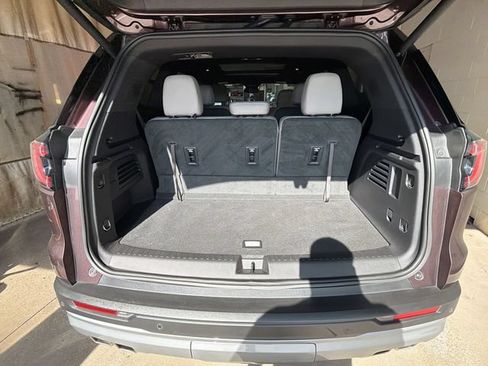 Certified 2024 GMC Acadia Elevation w/ Luxury Package FWD image 26