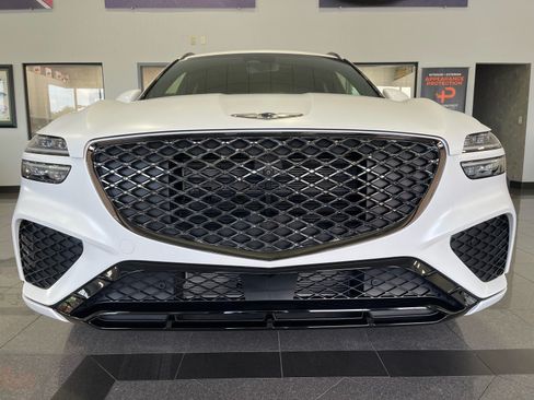 Used 2025 Genesis GV70 3.5T Sport w/ Sport Prestige Package AWD/4WD image 8