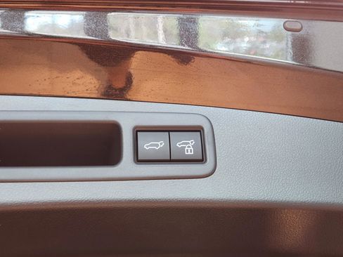 New 2026 Lexus RX 450h AWD image 17