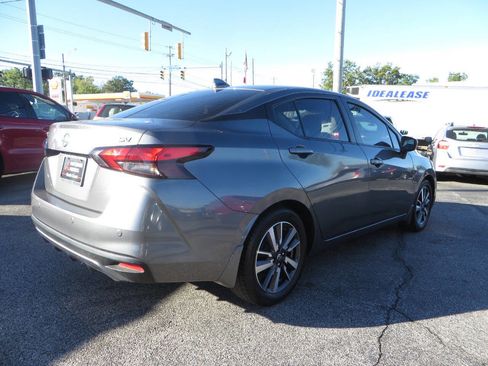 Used 2021 Nissan Versa SV image 24