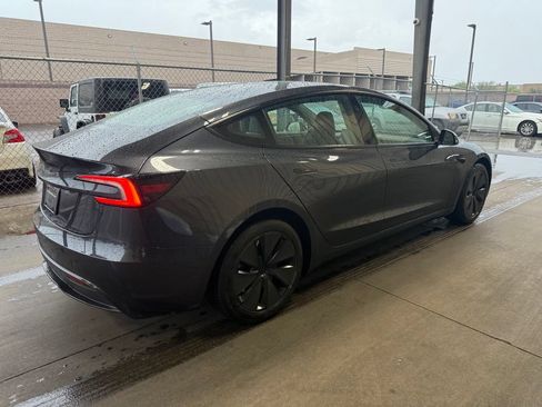 Used 2024 Tesla Model 3 Standard Range RWD image 5