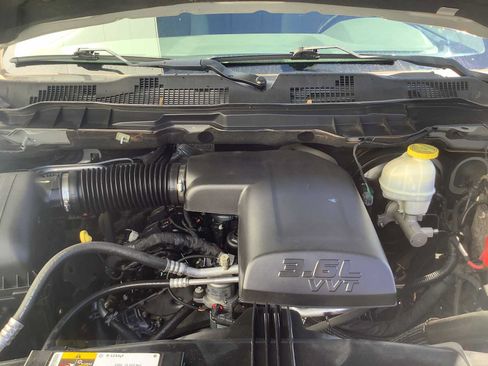 Used 2018 RAM 1500 Big Horn AWD/4WD image 8