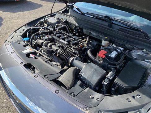 Used 2019 Honda Accord LX image 32
