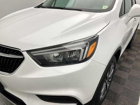 Certified 2022 Buick Encore Preferred w/ Safety Package image 11
