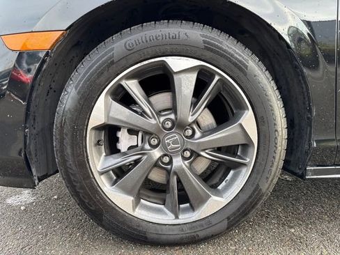 Used 2023 Honda Odyssey Elite image 32