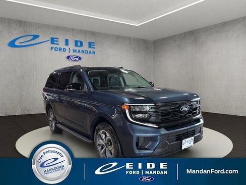 New 2027 Ford Expedition Active AWD/4WD image 1