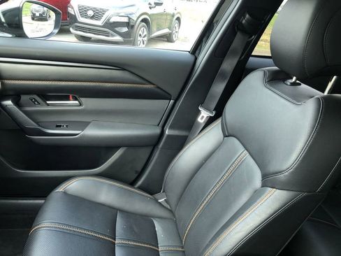 Used 2025 MAZDA CX-50 AWD 2.5 S w/ Premium Plus Pkg image 23