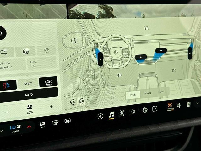 Used 2023 Rivian R1S Adventure Dual AWD/4WD image 26
