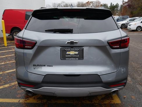 New 2025 Chevrolet Blazer LT w/ Midnight/Sport Edition image 6