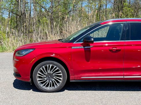 Used 2022 Lincoln Corsair Reserve w/ Sport Package AWD/4WD image 9