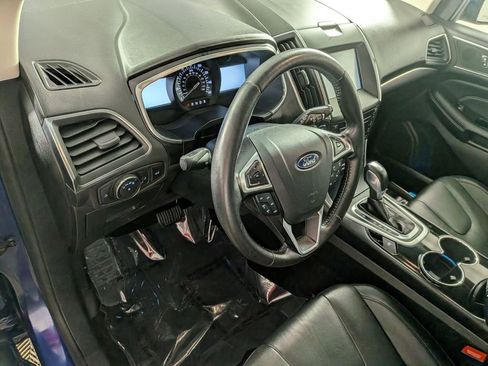 Used 2015 Ford Edge Titanium w/ Equipment Group 301A image 11