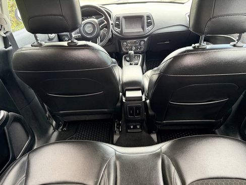 Used 2019 Jeep Compass Latitude w/ Popular Equipment Group AWD/4WD image 26